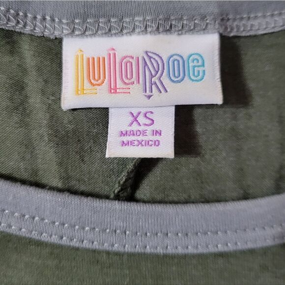 LuLaRoe Carly Green Swing Dress Scoop-neck Short Sleeve Hi-Low Hemline - Picture 2 of 12